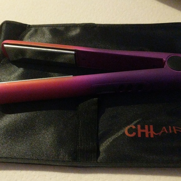 Chi Other - Used Chi straigthening iron and heat pad